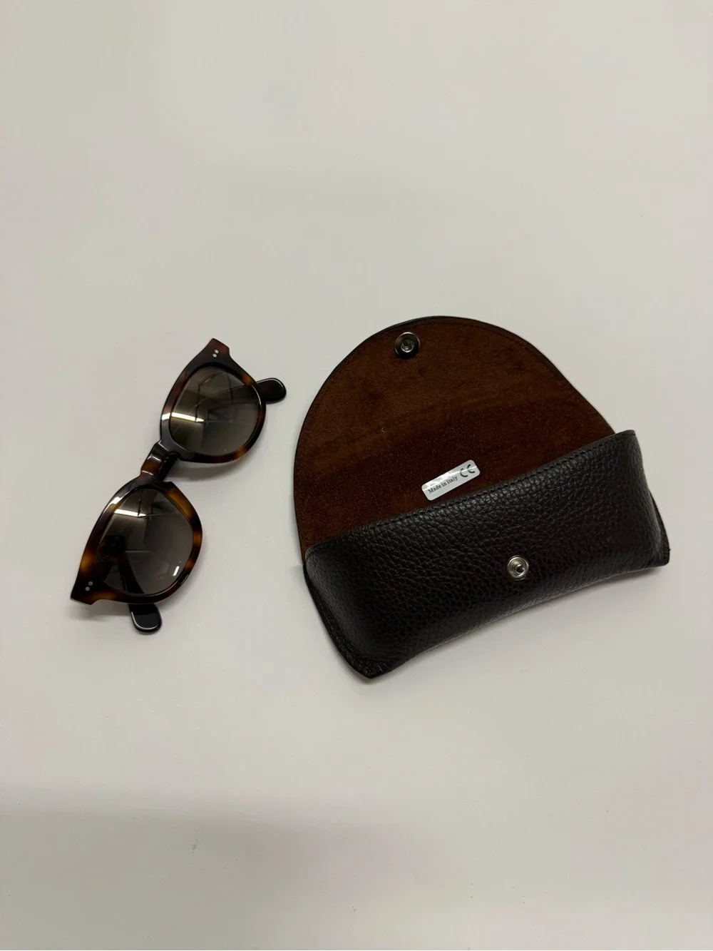 Peter Millar Men's Tortoiseshell Sunglasses - Brown/Black Gradient